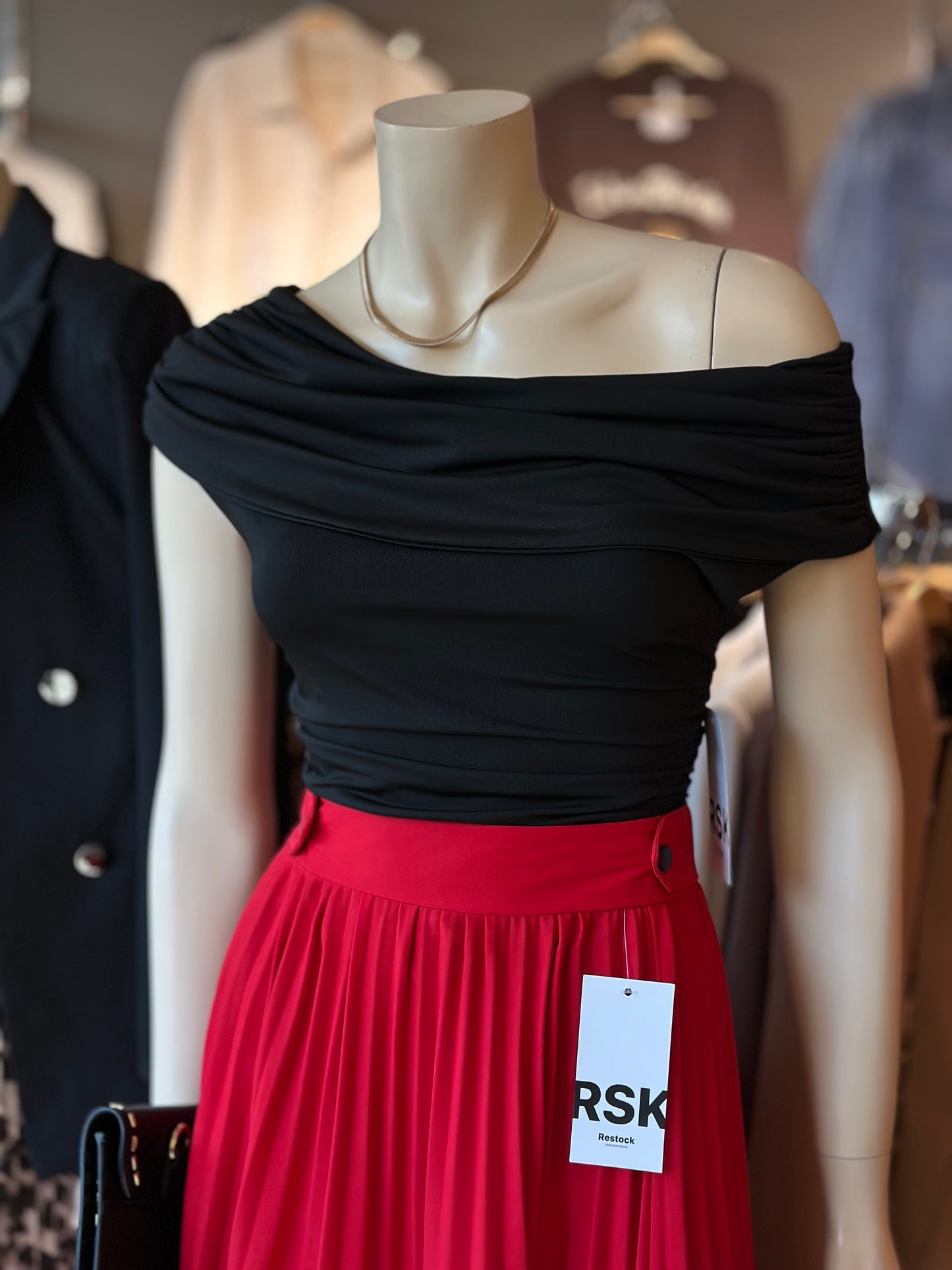 Falda Asimétrica Rojo
