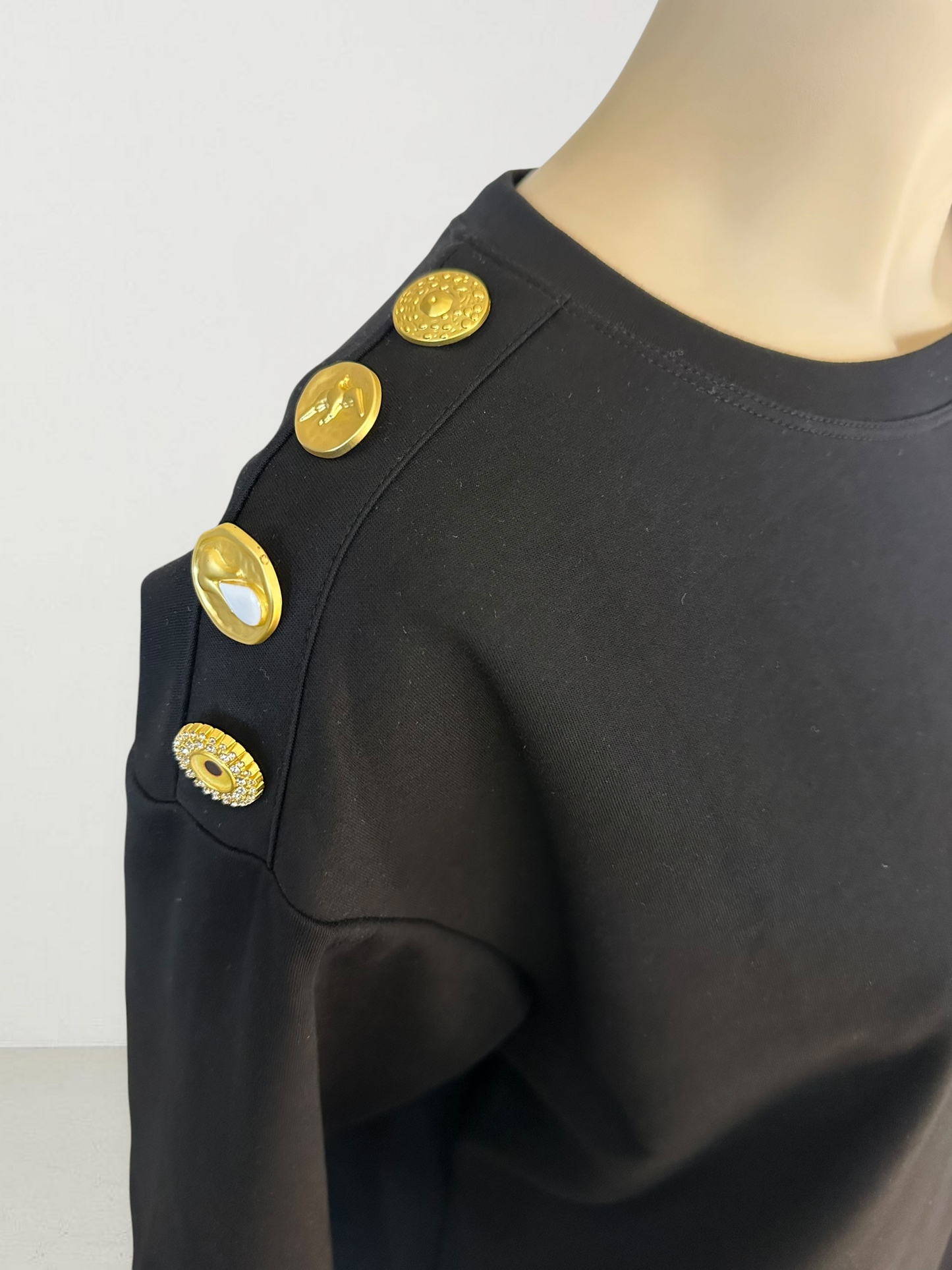 Polera Oversize Botones Negro