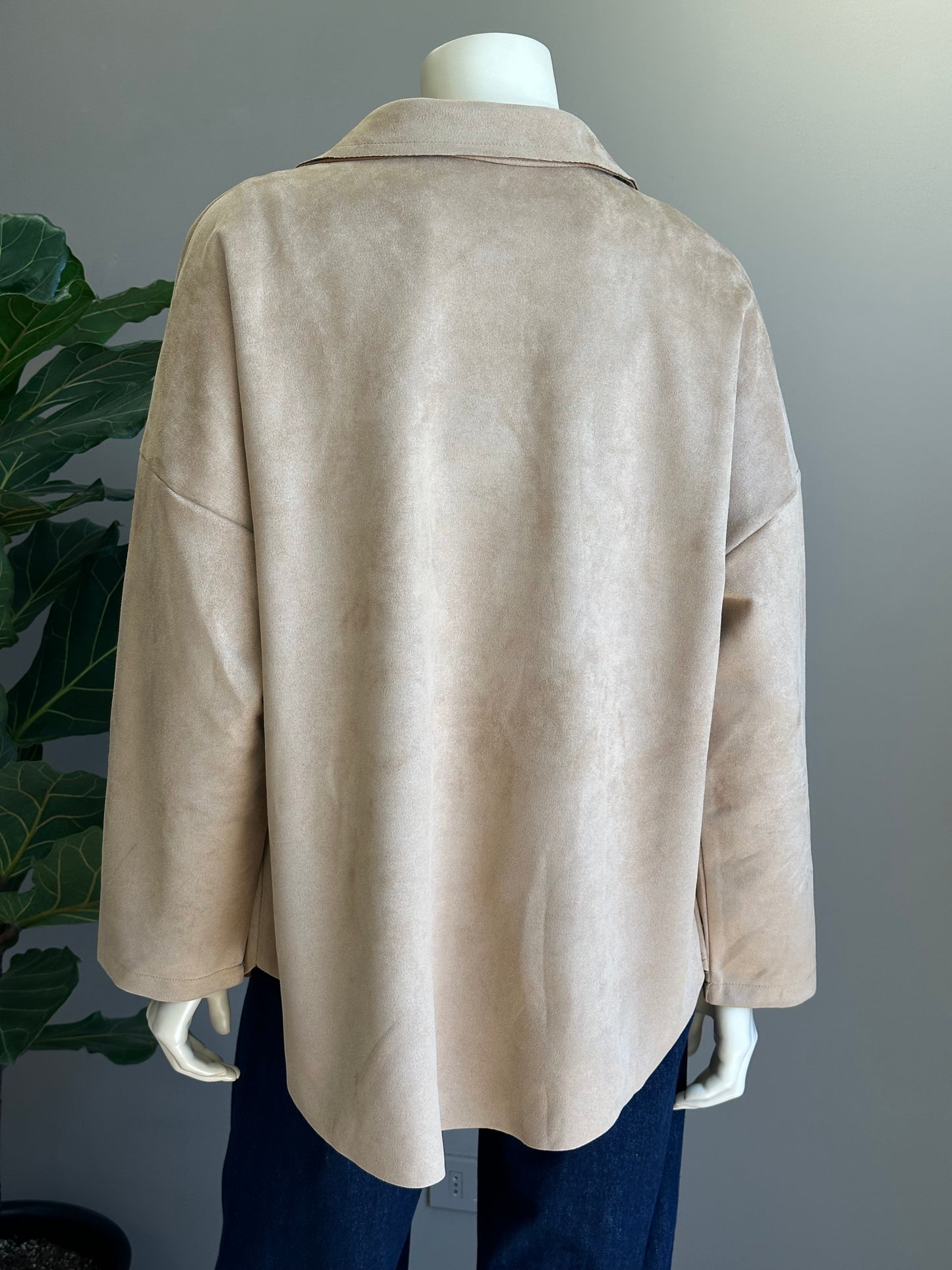 Chaqueta Tipo Sobrecamisa Símil Gamuza Camel