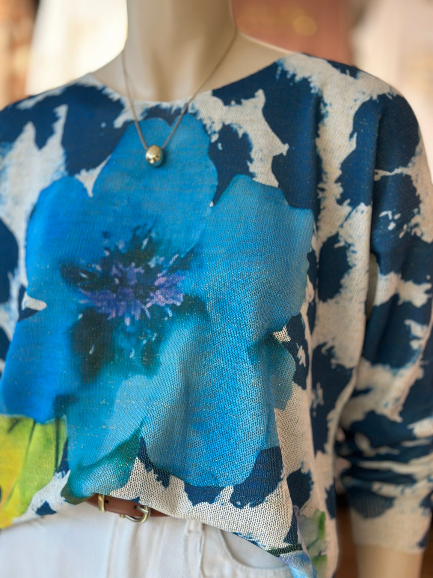 Sweater Hilo Flor Azul