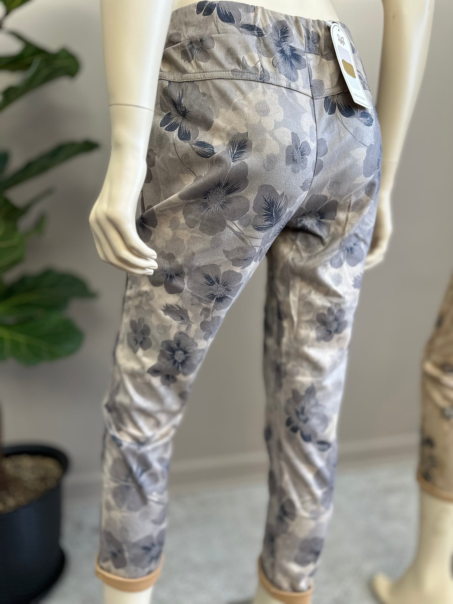 Jogger Símil Gamuza Elasticado Taupe