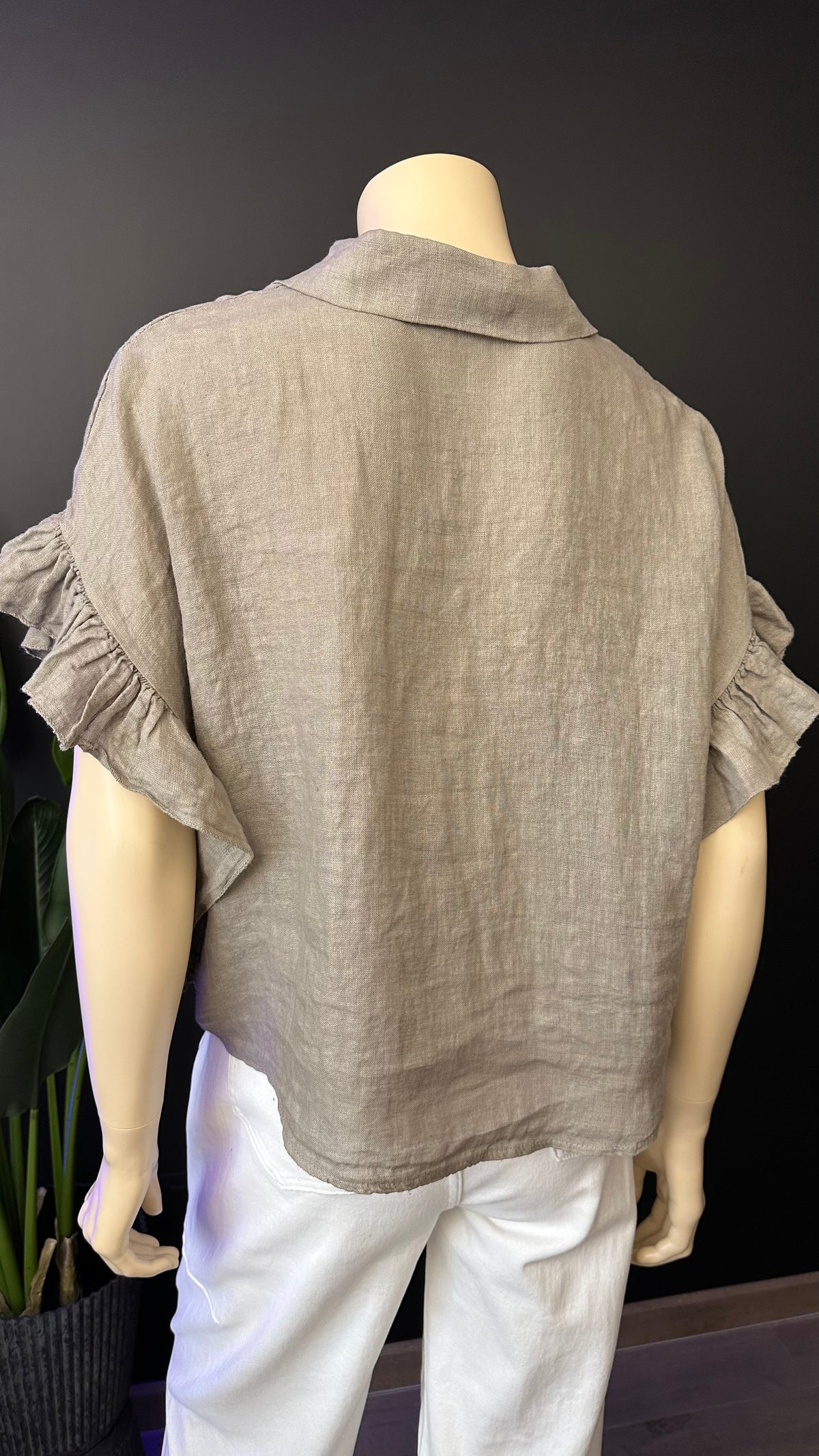 Blusa Italiana 100% Lino con Vuelos Taupe