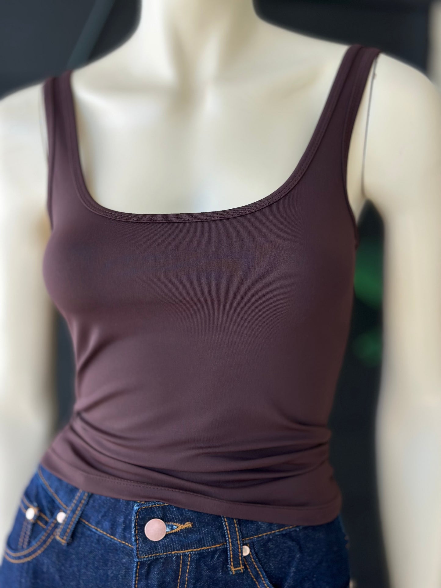 Top Essential Lycra Fría Chocolate