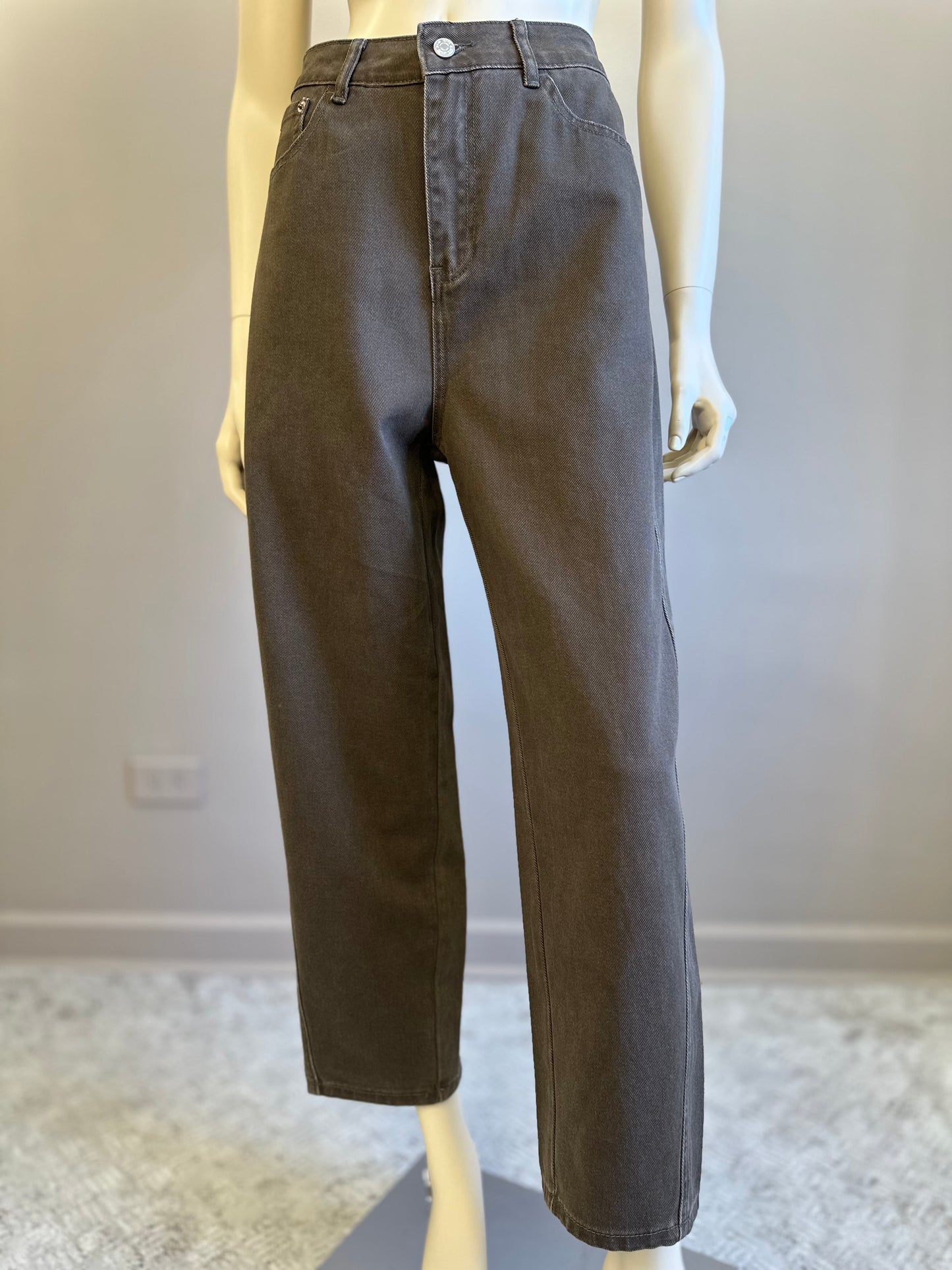 Jeans Recto Relajado Tiro Alto