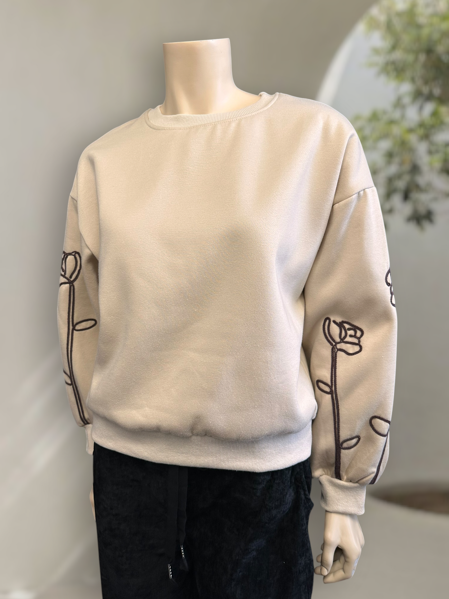 Polerón Bordado Beige