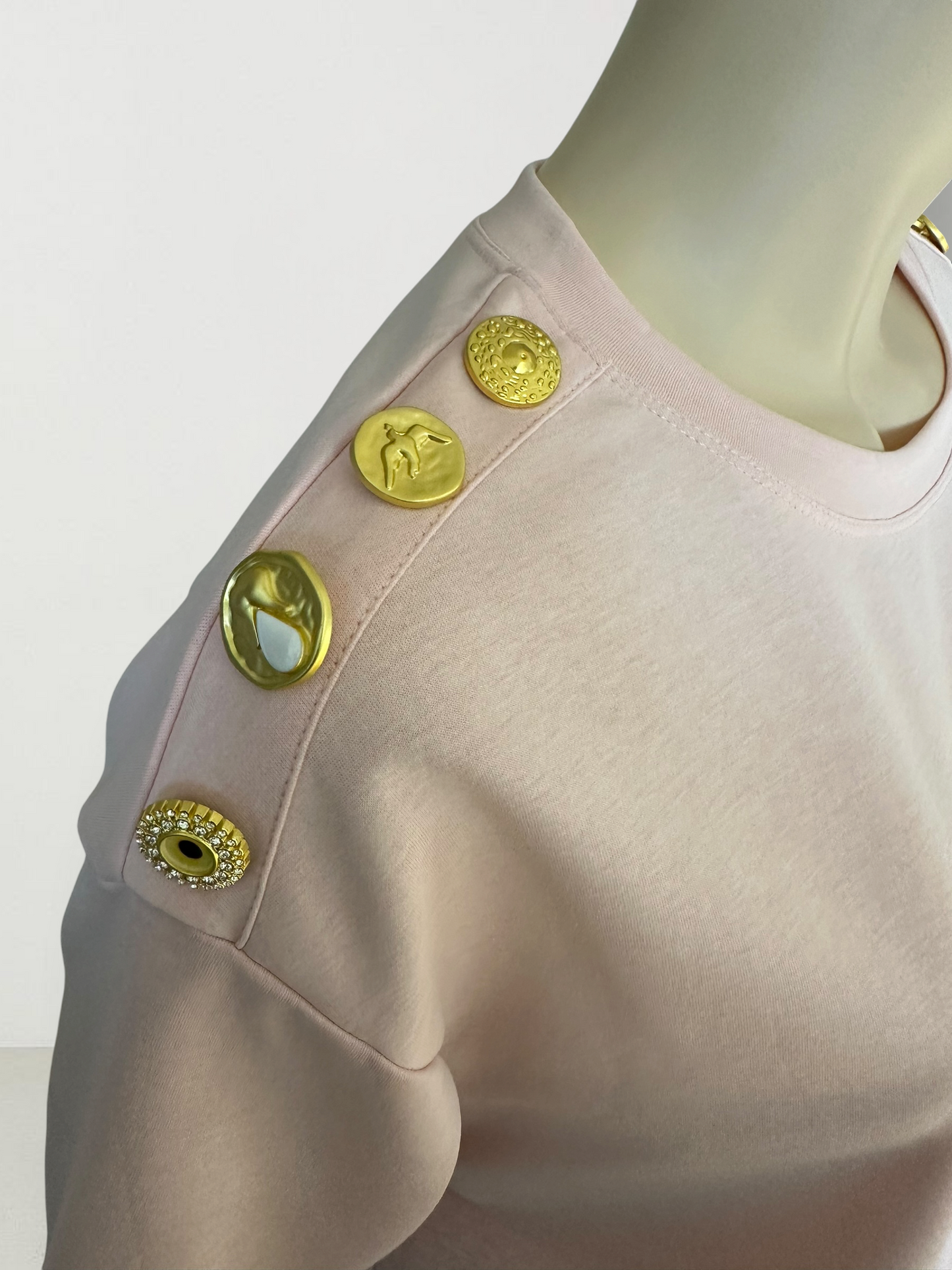 Polera Oversize Botones Rosa