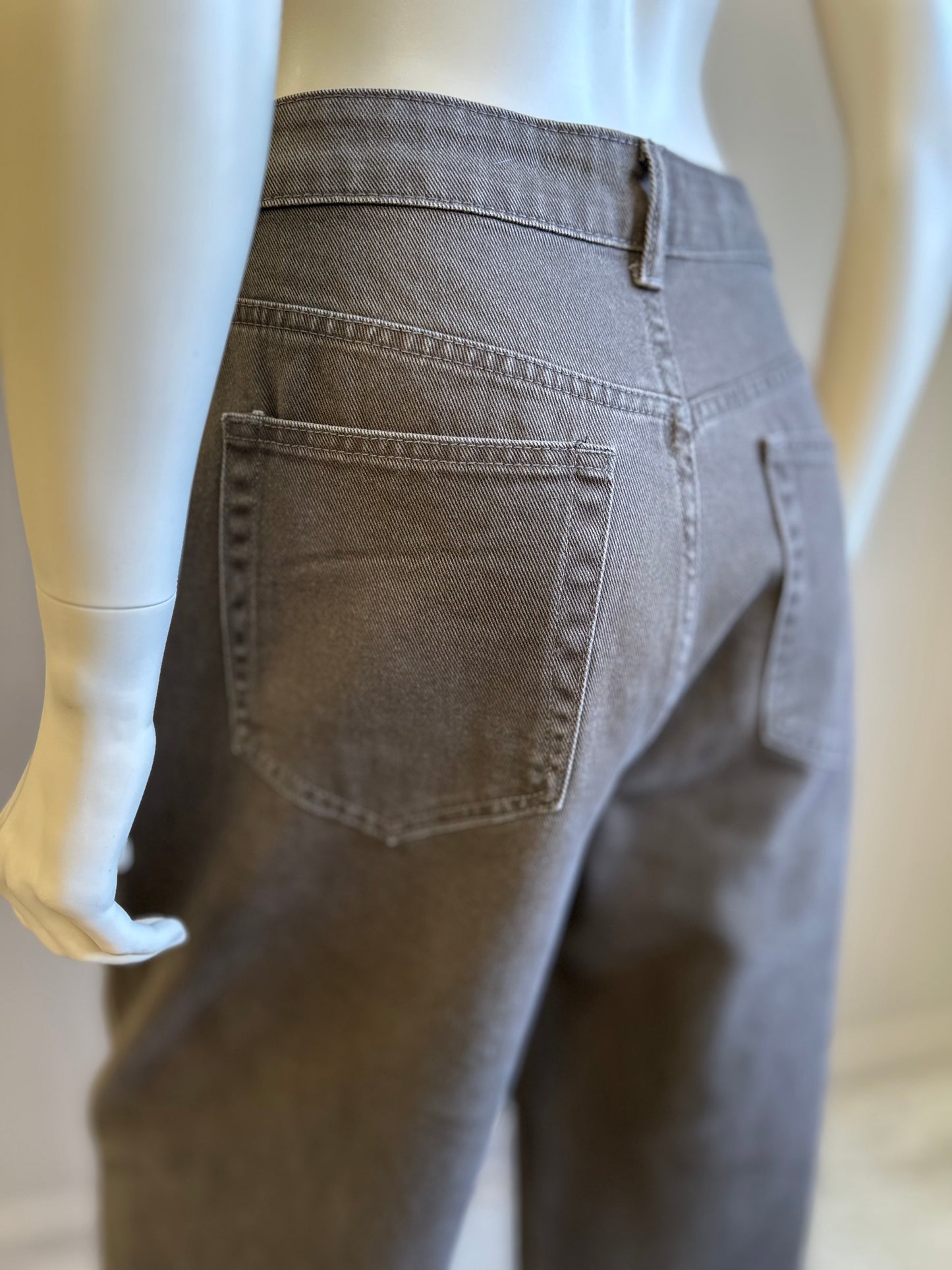 Jeans Recto Relajado Tiro Alto