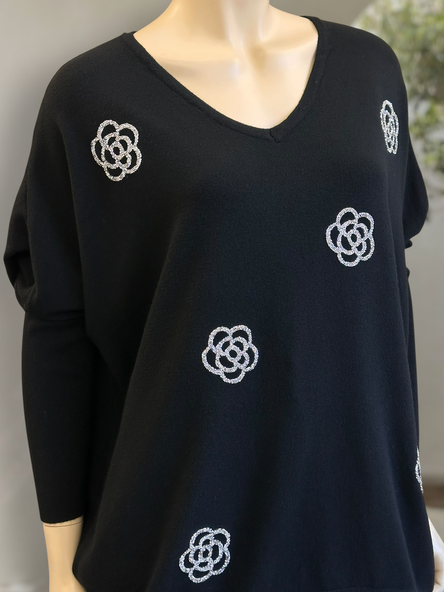 Sweater Camelia Negro
