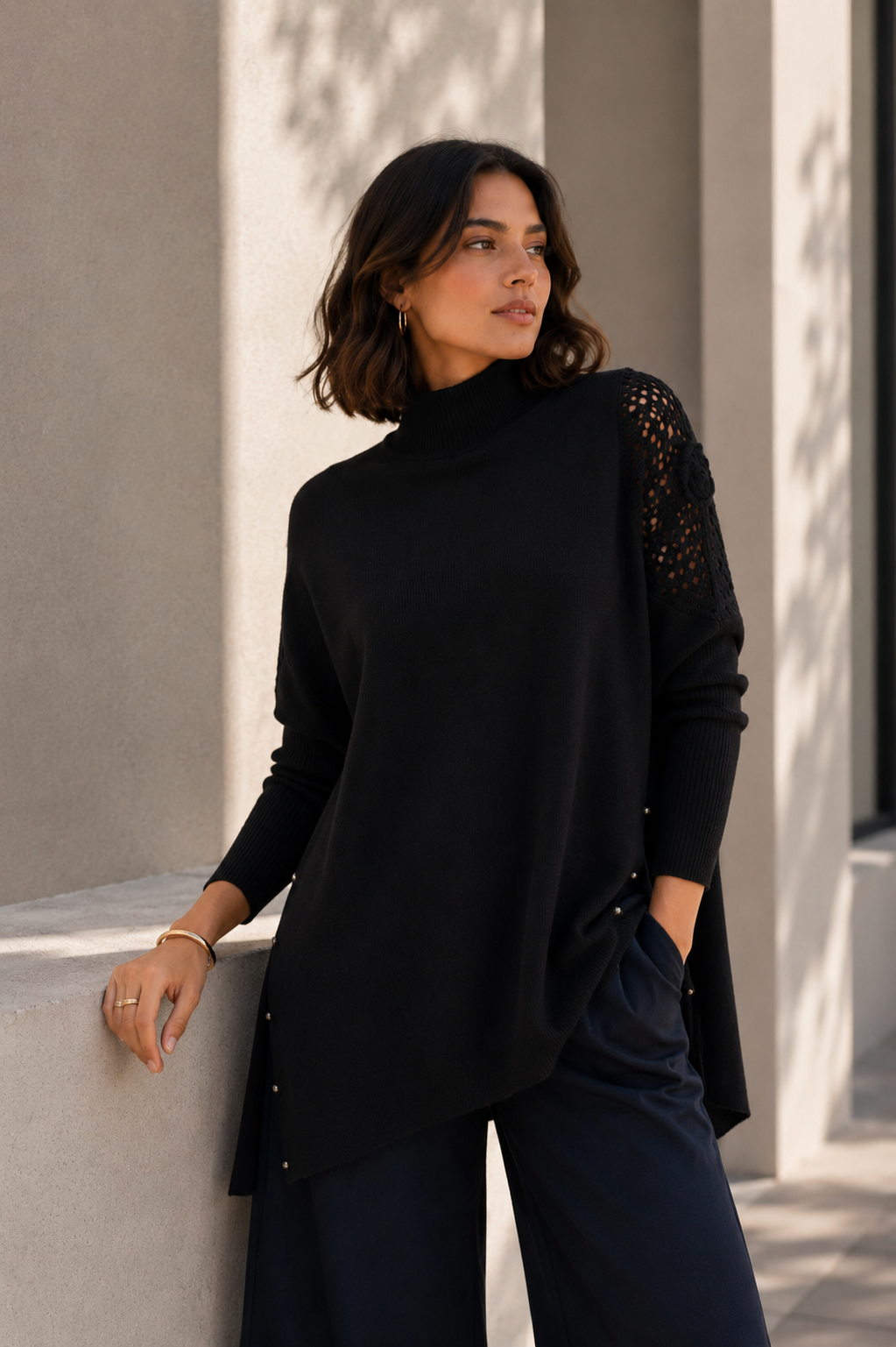 Sweater Poncho Camelia Negro