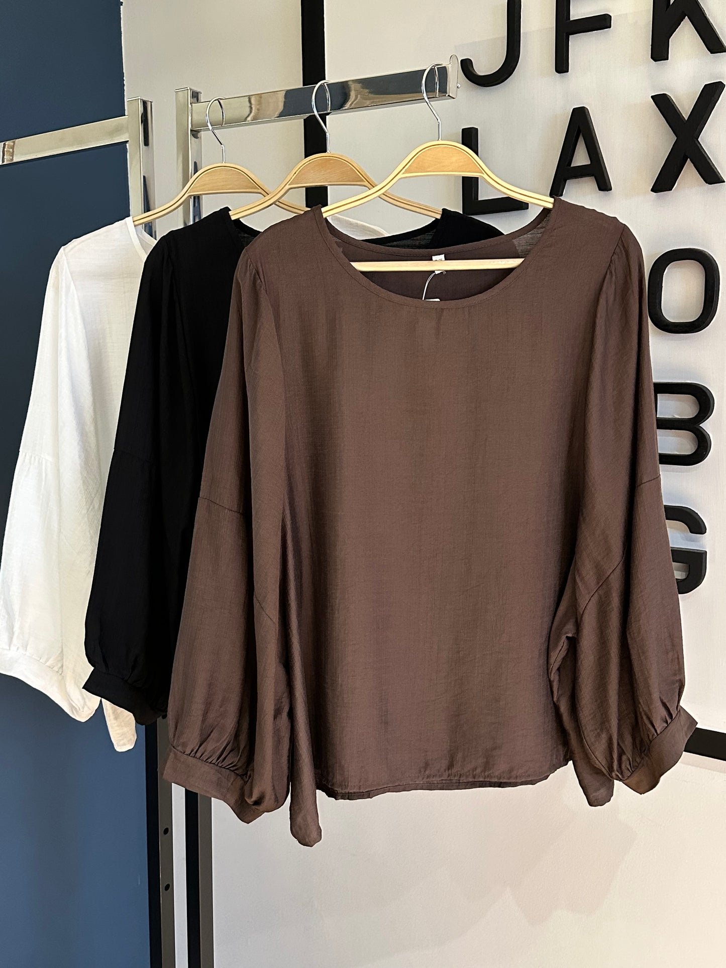 Blusa Símil Lino Café