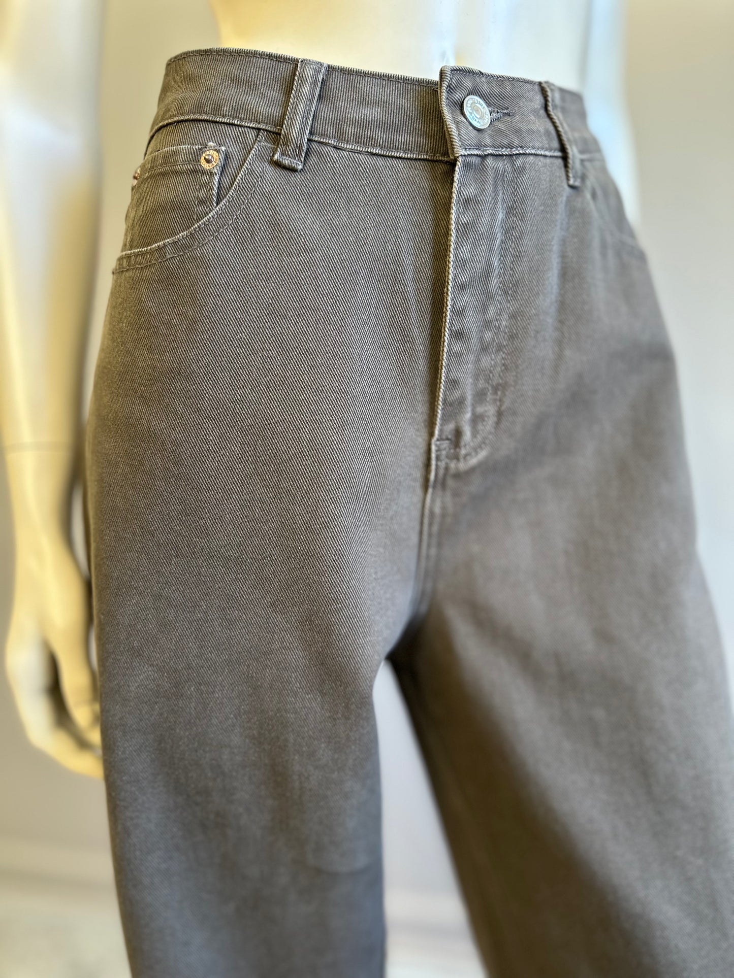 Jeans Recto Relajado Tiro Alto