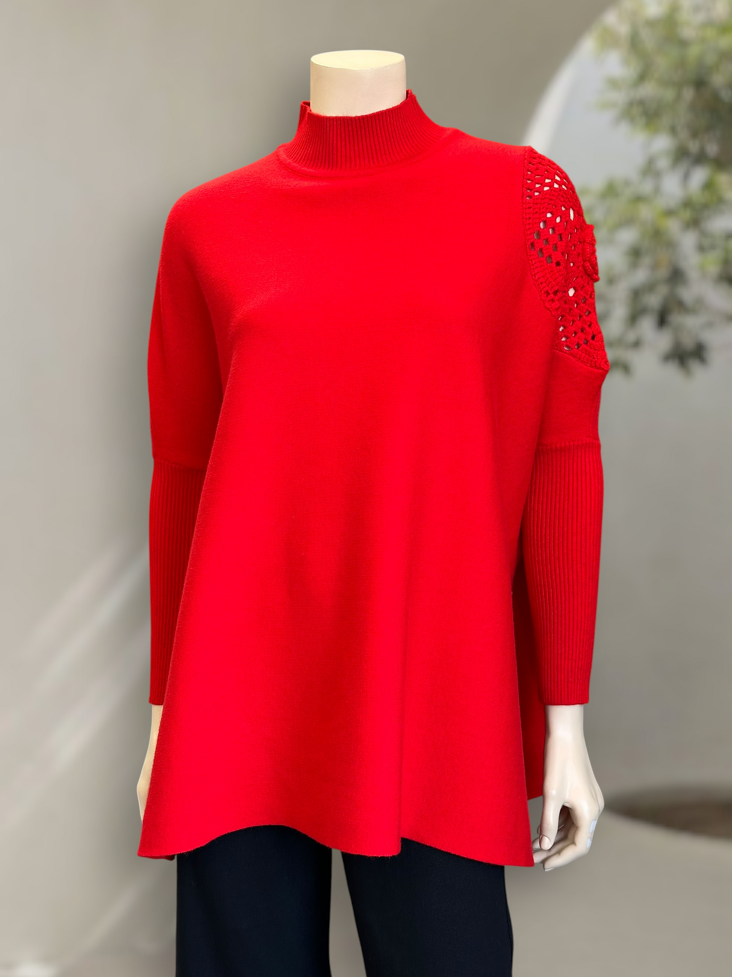 Sweater Poncho Camelia Rojo