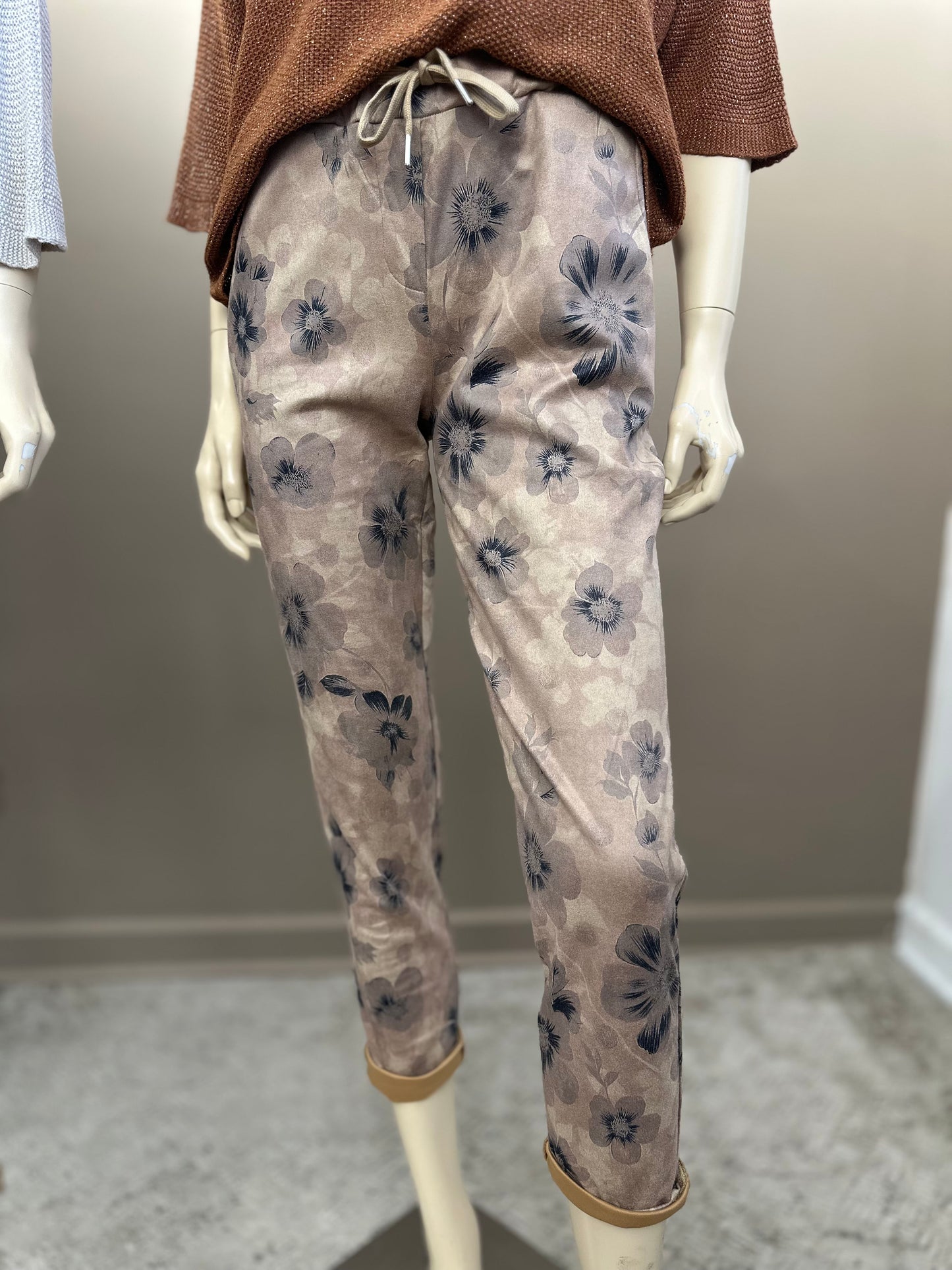 Jogger Símil Gamuza Elasticado Palo Rosa