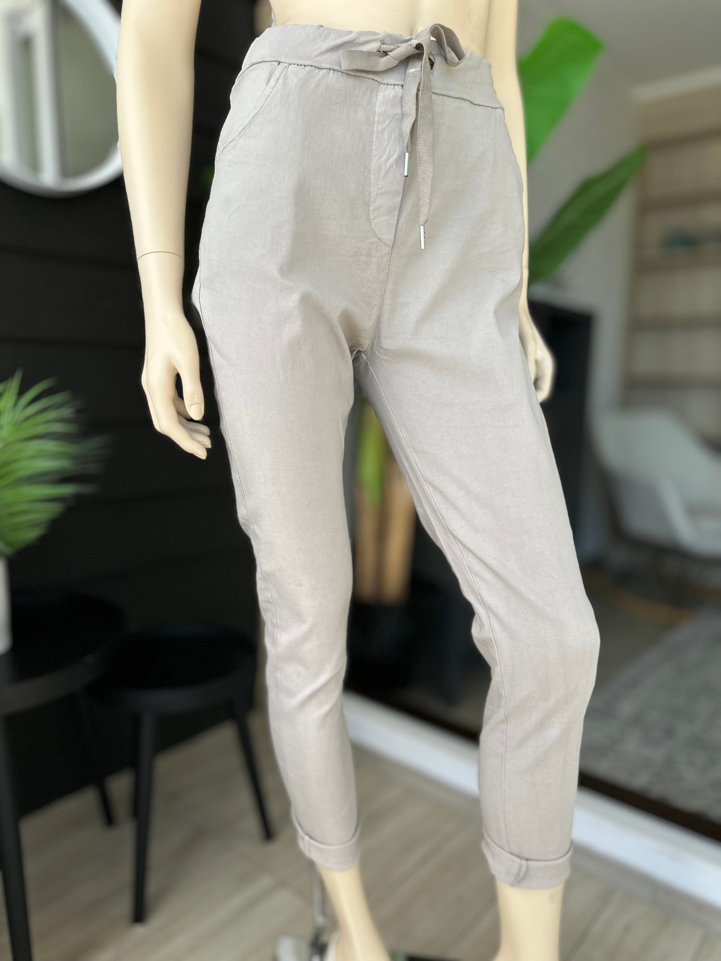 Jogger Gabardina Elasticada Beige - Italiano
