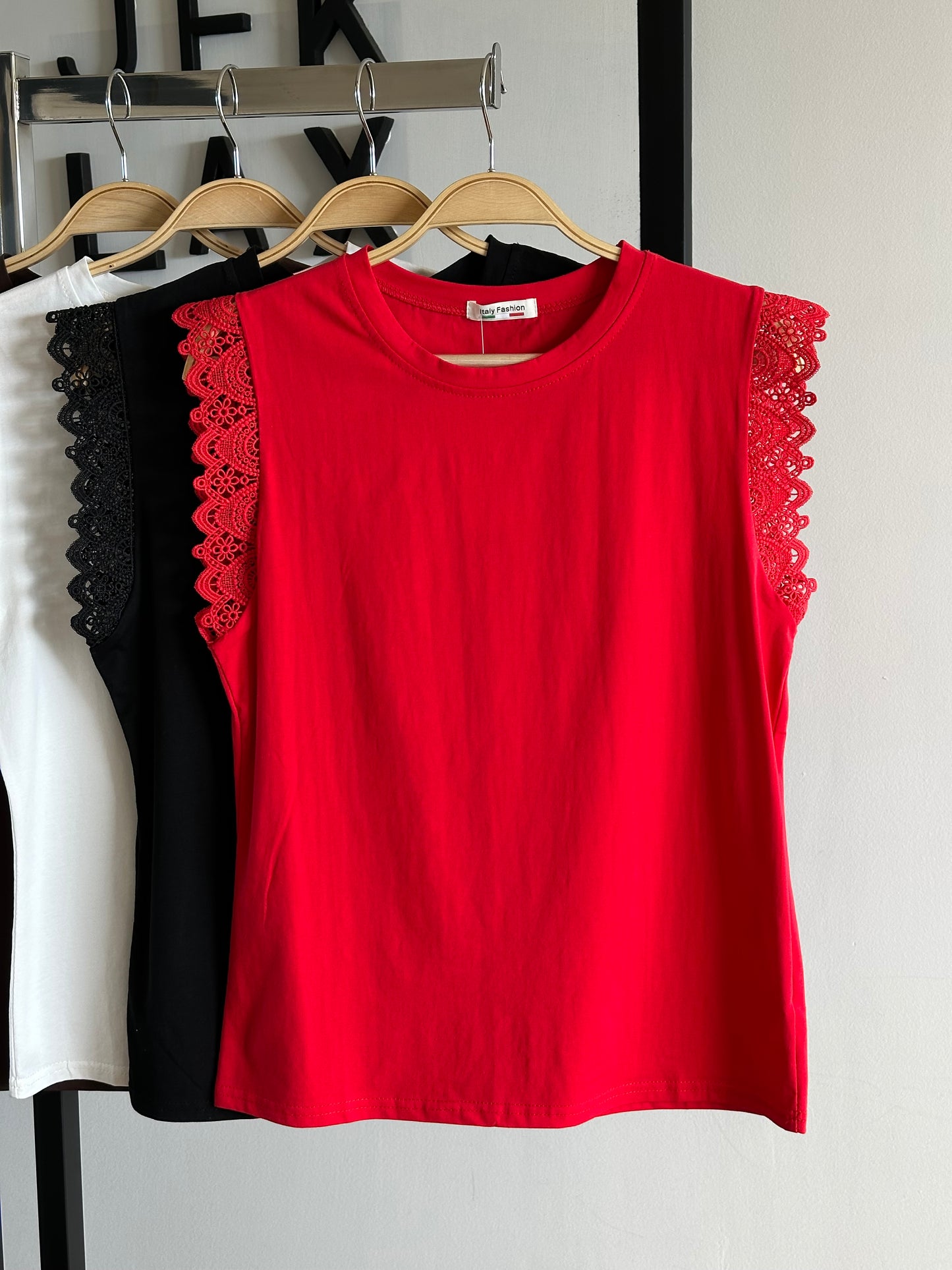 Polera Broderie Rojo